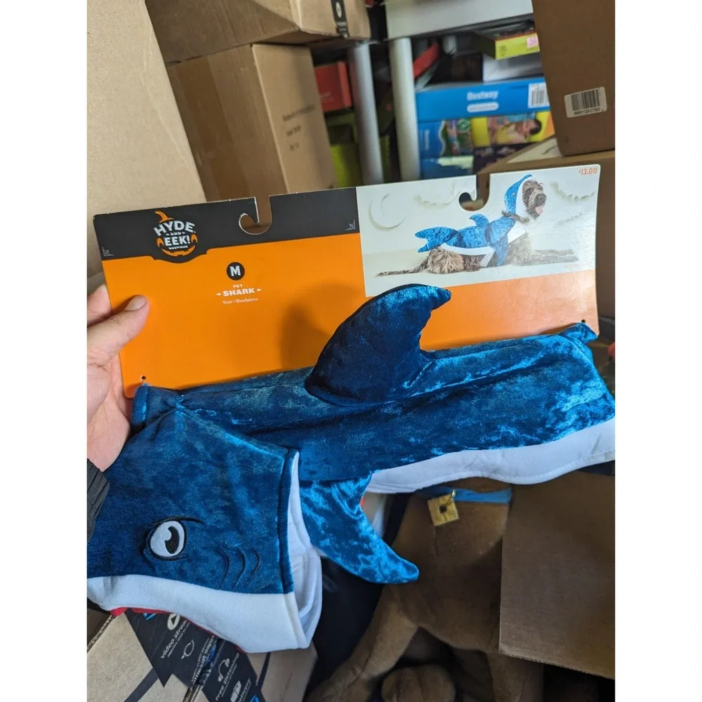 Hyde and Eek!‎ Dog Or Cat Shark Pet Costume Size M Vest & Headpiece
